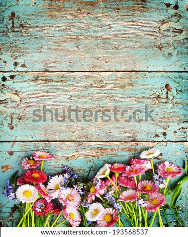 Summer Colorful Flowers On Vintage Wooden Stock Photo 194949725 ...