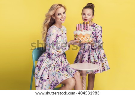 hiedi klum totally naked dating a girl with the same birthday