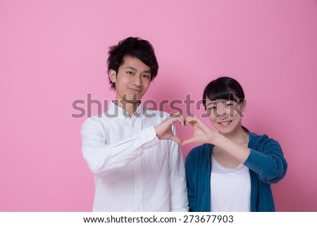 photos images couple love showing heart photos images couple love showing heart