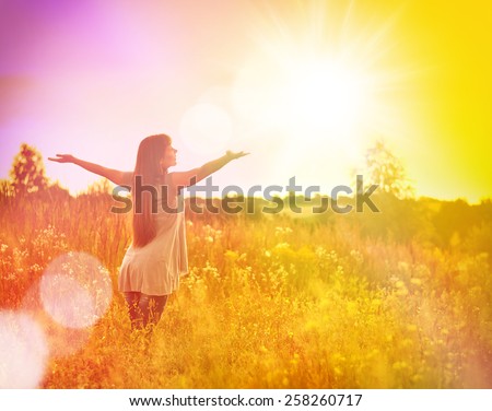 https://thumb10.shutterstock.com/display_pic_with_logo/1509098/258260717/stock-photo-free-happy-woman-enjoying-nature-beauty-girl-outdoor-freedom-concept-beauty-girl-over-sky-and-258260717.jpg