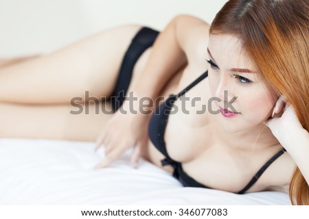 shemale larisa milk naked sexy bed ware
