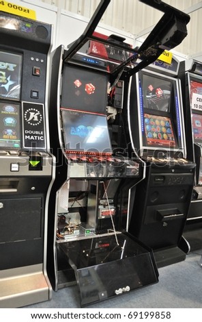 Eye of horus slot apk Brunswick poker table