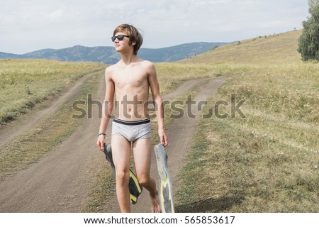 sexi nico robin nu nude male walk in the field