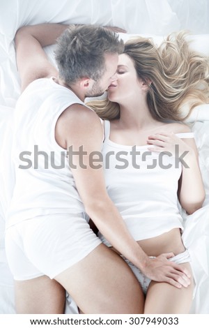 Husband and wife no clothes share Quite husband and wife no clothes necessary