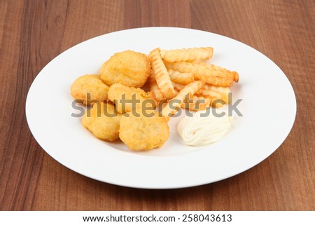 Chicken Nuggets Frites Stock Photo 258043601 - Shutterstock