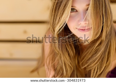 https://thumb10.shutterstock.com/display_pic_with_logo/399136/304831973/stock-photo-beautiful-woman-smiling-304831973.jpg
