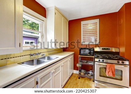 Lovely Kitchen Bar Island Hardwood Floor Stock Photo 