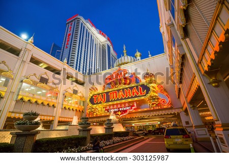 Queen bee casino el paso Craps dice mechanics