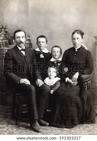 1800s Antique Family Portrait Depicting Mother Stock Photo 54815527 ...