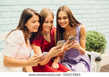 Group Girls Looking Cell Phone Stock Photo 121559476 - Shutterstock