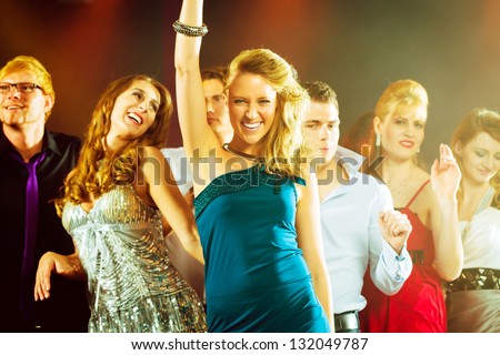 Young People Club Bar Drinking Beer Stock Photo 113376367 - Shutterstock